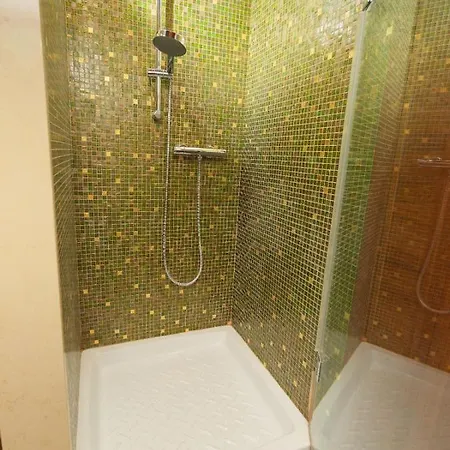 Casa Privata Immersa Nel Con Giardino E Piscina, Ad Assisi شقة *
