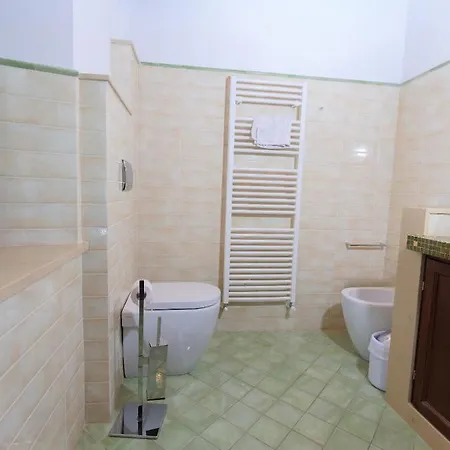 Casa Privata Immersa Nel Con Giardino E Piscina, Ad Assisi * Mora